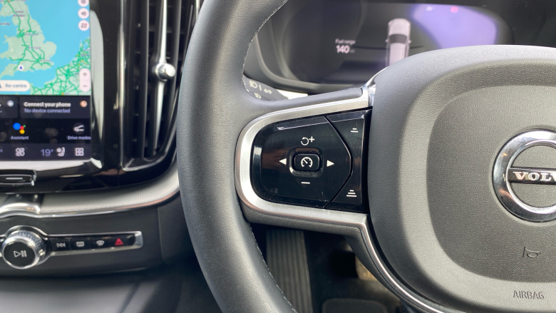 Volvo XC60 2.0 B5P Plus Dark 5dr AWD Geartronic Petrol Estate